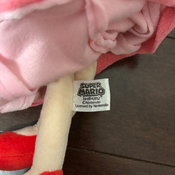 Nintendo Super Mario Princess Peach Plush Doll - Picture 5 of 6